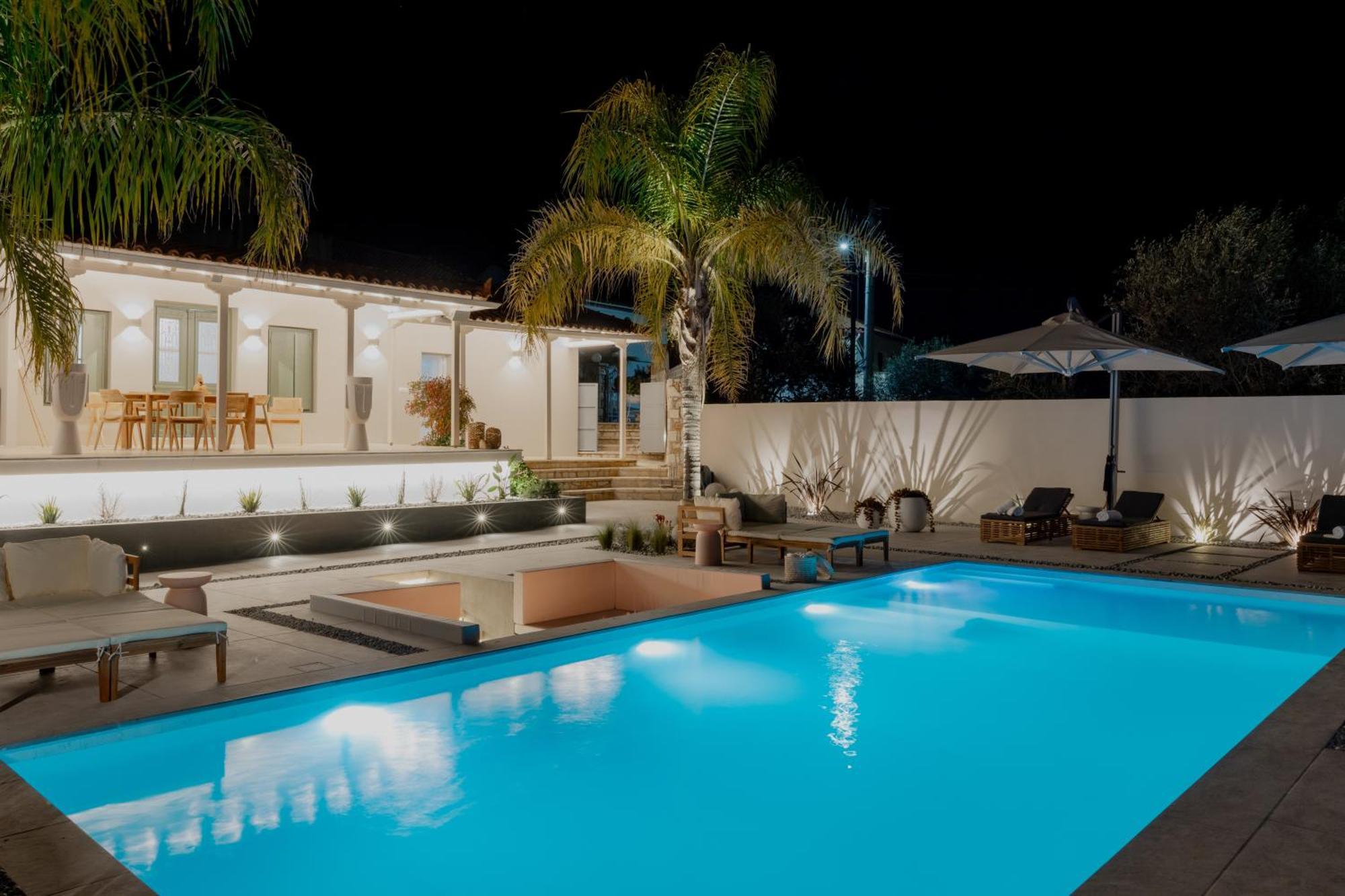 Blue Topaz Poolside *